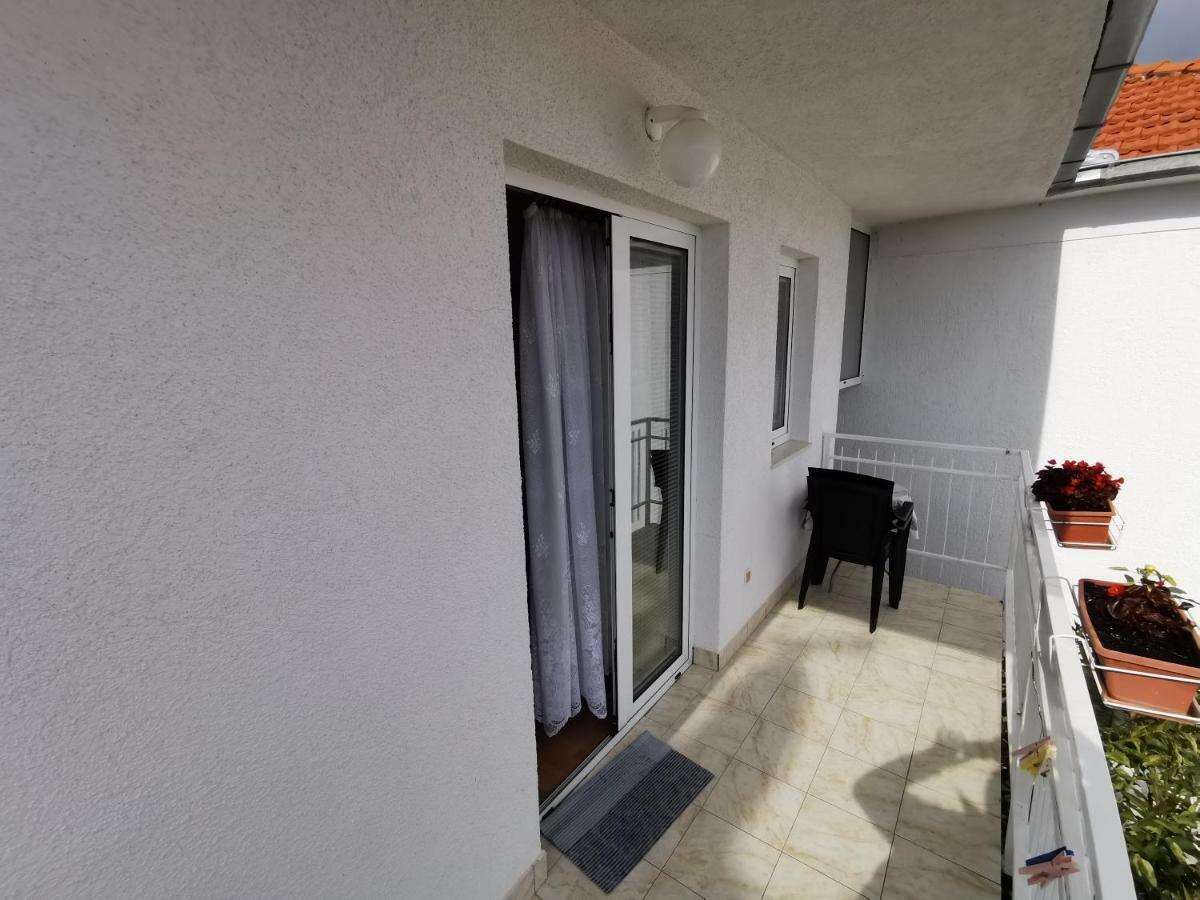 Apartments Sevo Трогир Экстерьер фото